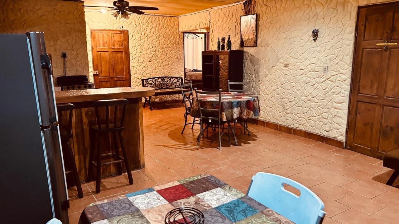 Casa Encantada Offers You Two-Bedroom House, 1 Tiny Apartment & 3 Double Rooms Мануэль-Антонио Экстерьер фото