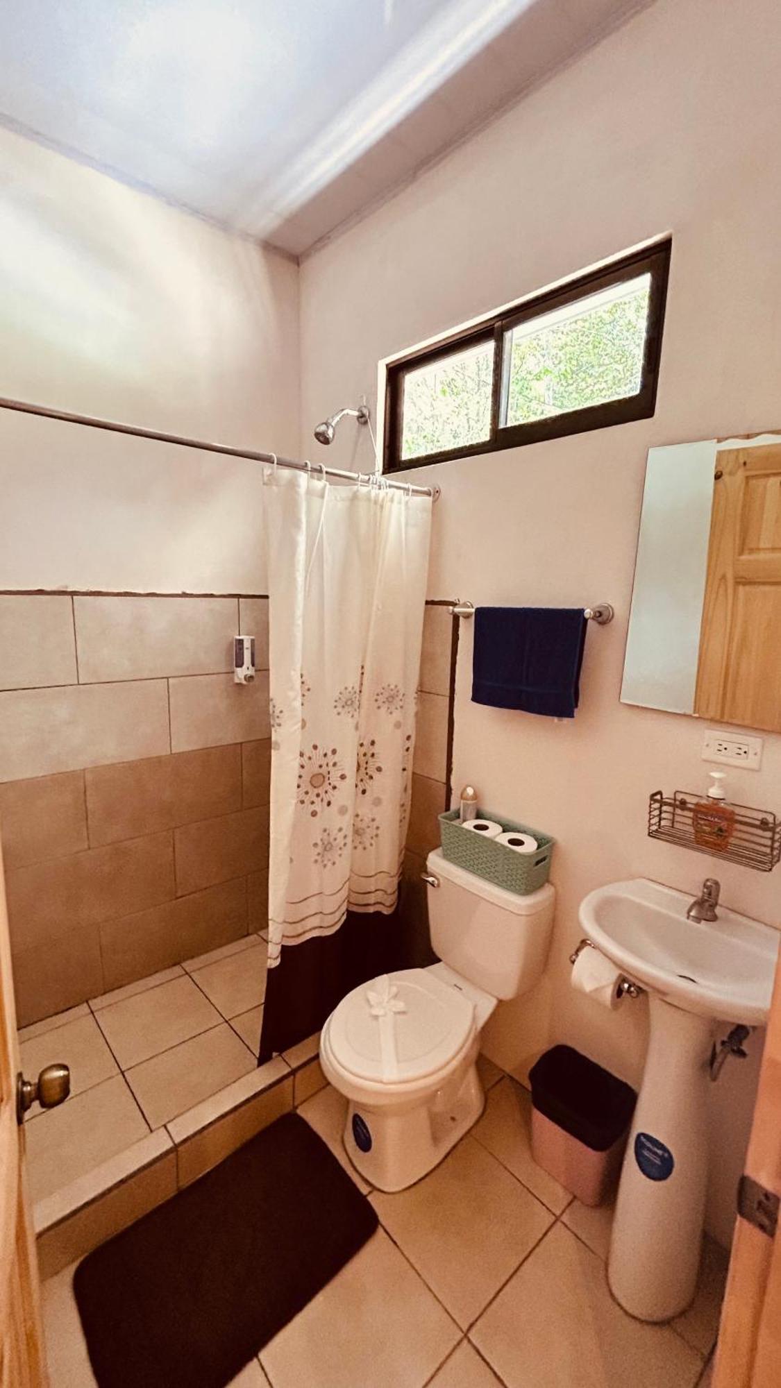 Casa Encantada Offers You Two-Bedroom House, 1 Tiny Apartment & 3 Double Rooms Мануэль-Антонио Экстерьер фото